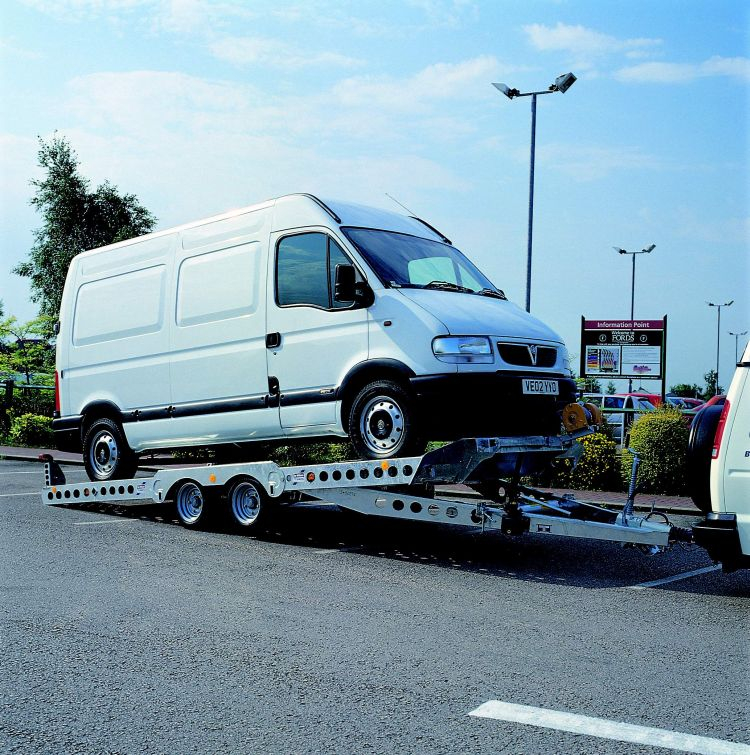 Ifor Williams Trailers, autotransporters en andere aanhangwagens tot 3500kg.