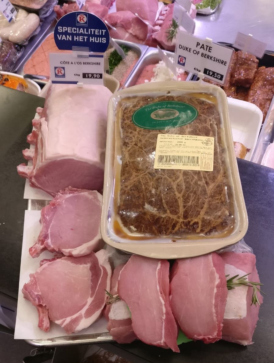 “Wat het oude Engelse ras typeert, is dat het vlees naast haar adering iets zwaarder uitvalt” (Duke of Berkshire)