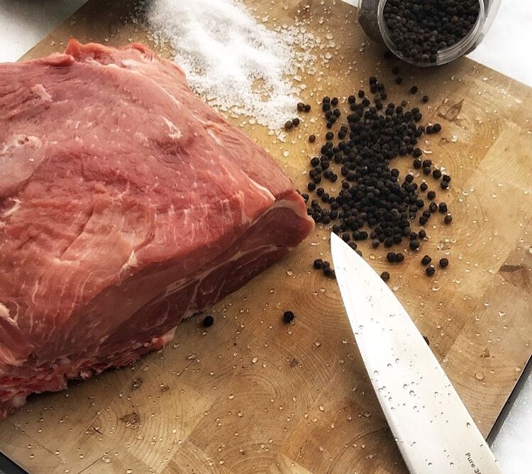 &ldquo;Bij het bakken van dit vlees wordt een knapperige bruine korst gevormd&rdquo; (Poldervarken)