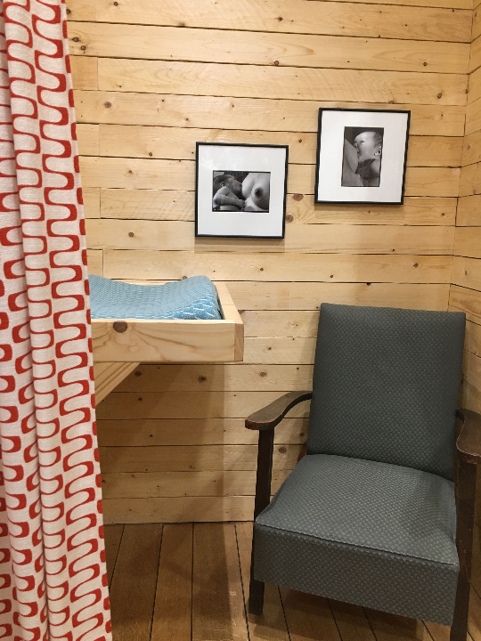 Mama&rsquo;s kunnen in alle rust borst&shy;voeding geven bij Doekjes en Broekjes, dankzij de hiervoor voorbehouden hoekjes