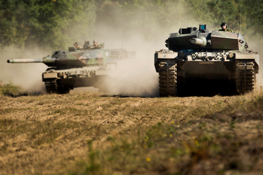 Tanks Leopard onderhoud bergen hohne