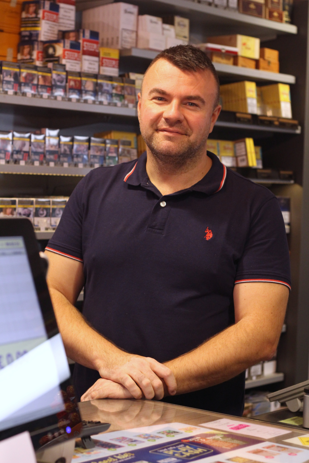 Dagbladhandel Bib Ten Huize Van Kevin Meyfroid