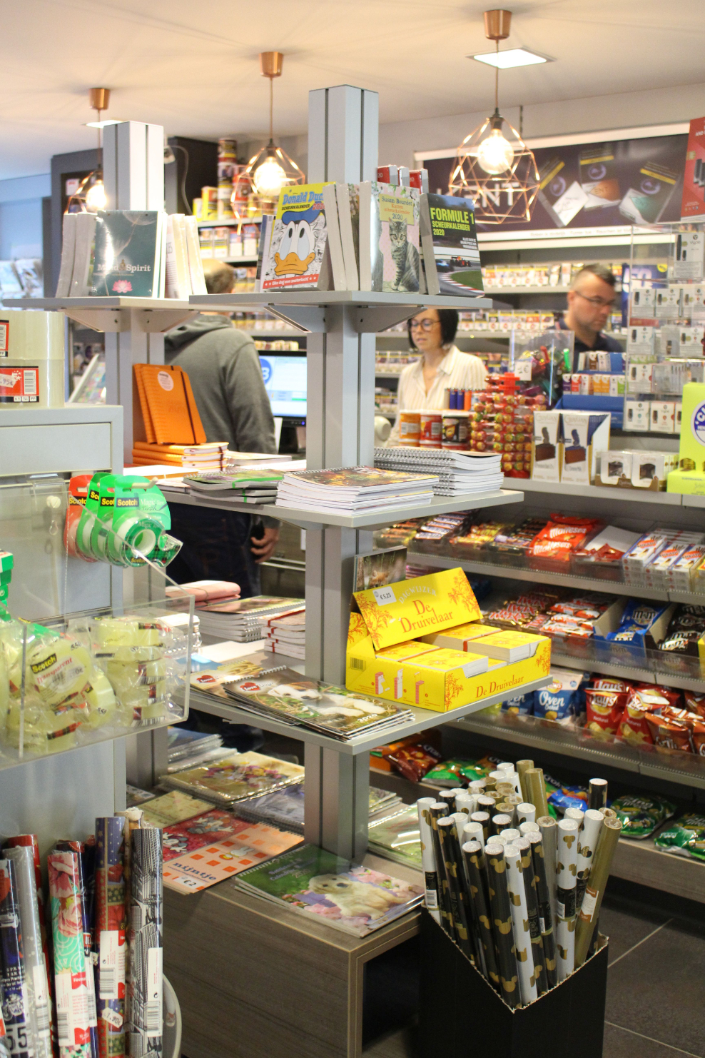 Dagbladhandel Bib Ten Huize Van Kevin Meyfroid