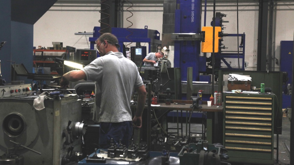 Bij Werkhuizen Decloedt wordt er zowel met conventionele als met CNC-machines gewerkt