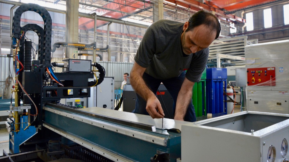 Tussen de verschillende productiestappen door worden er heel wat validatietesten ingelast