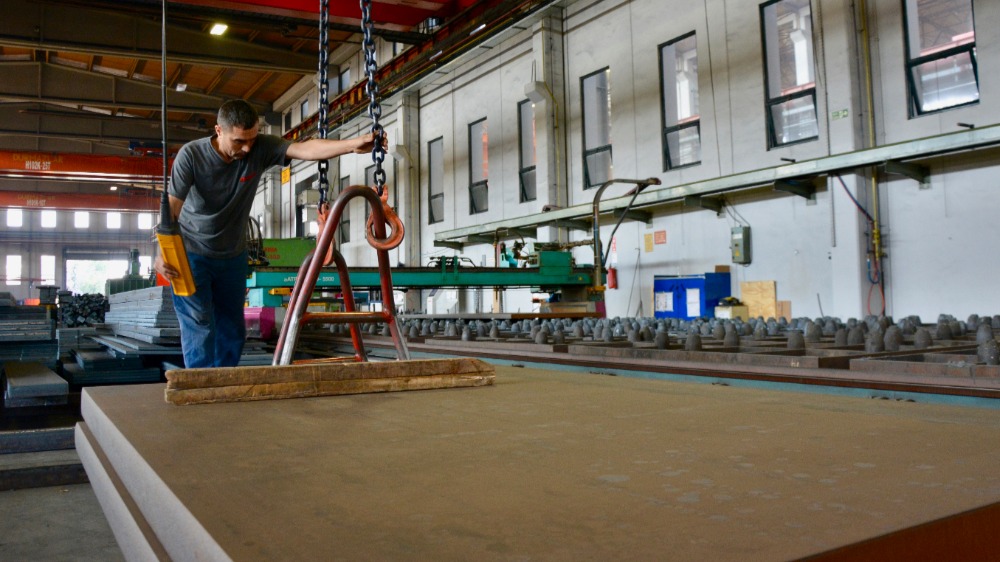 Durma n'ach&egrave;te ses mat&eacute;riaux qu'&agrave; des fournisseurs fixes et connus