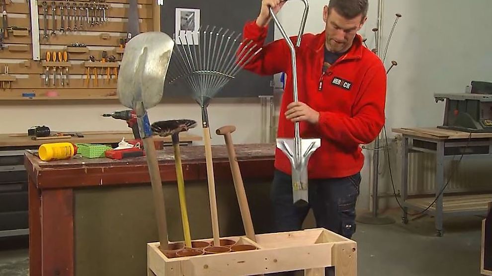 Uitgelezene Hulp bij het opbergen van tuingereedschap - Dobbit IK-43